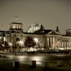 Bundestag bei Nacht