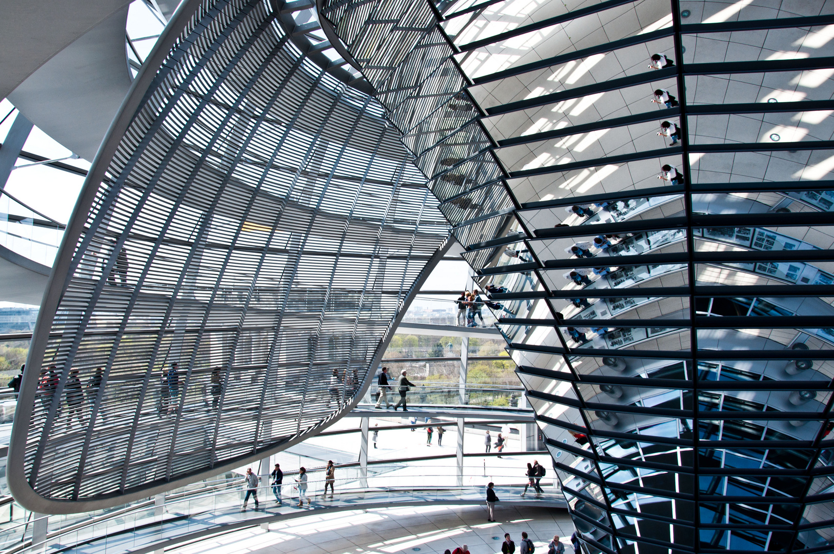 Bundestag Kuppel Foto & Bild | architektur, stahlbau, stahl Bilder auf