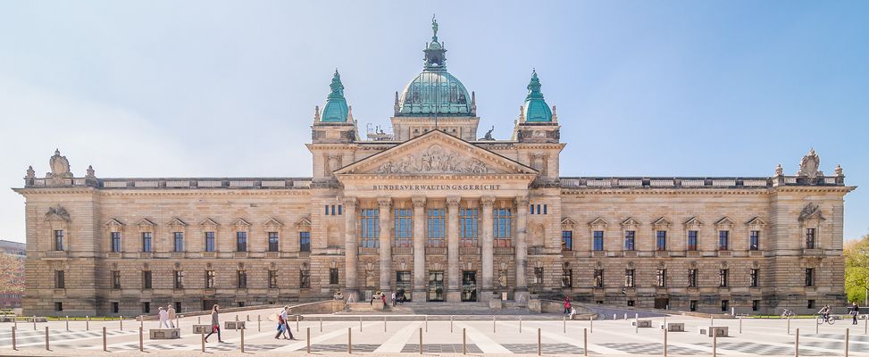 Gerichtsgebäude Bilder & Fotos