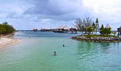 Bungalows sur pilotis -- Îlot Maître, Nouméa -- Wasser-Bungalows