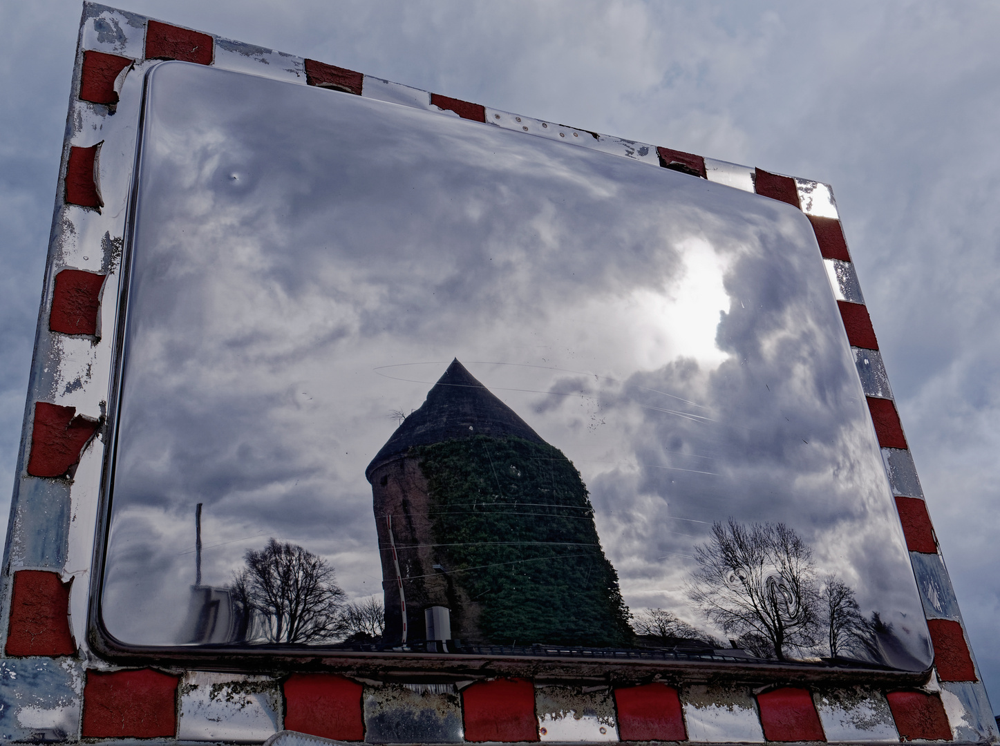 Bunker im Spiegel