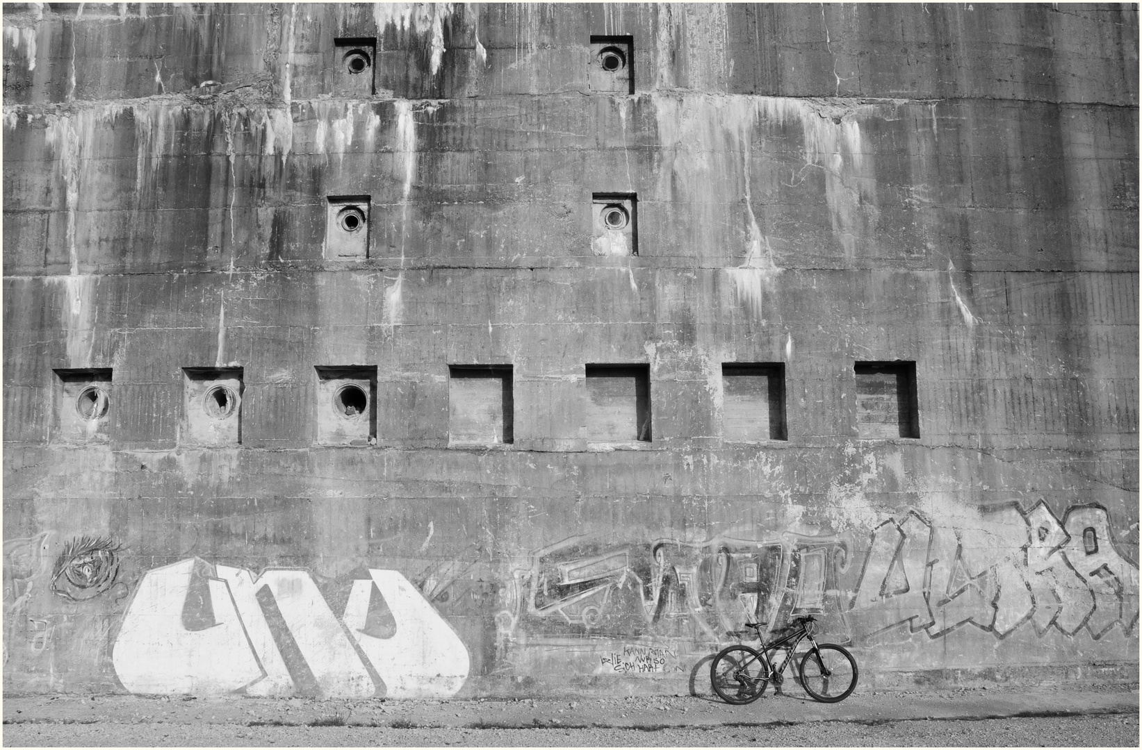 bunker und fahrrad.........