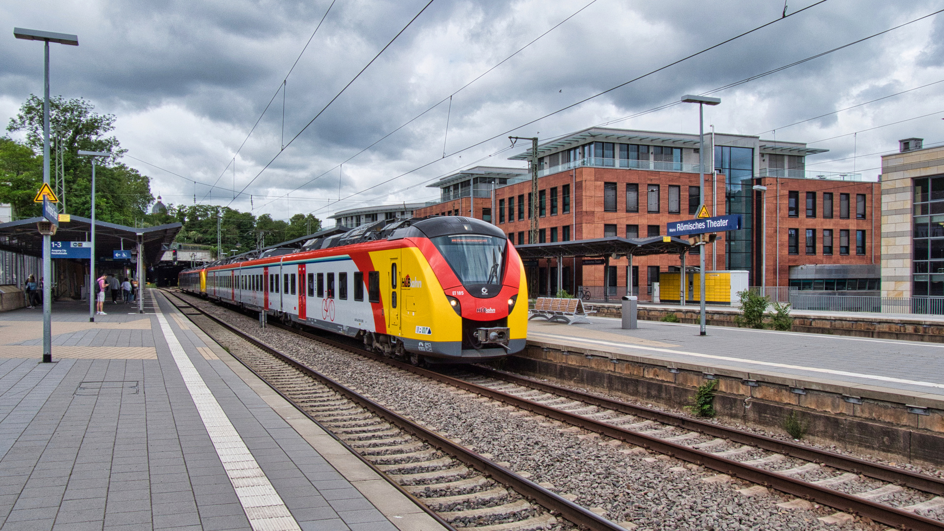 Bunte Bahn in Mainz