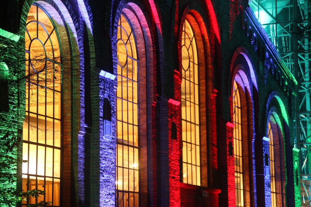 Bunte Fenster Foto &amp; Bild architektur, architektur bei