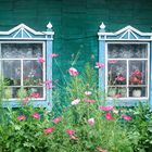 bunte Fensterläden in Sibirien für Prinzessinnen