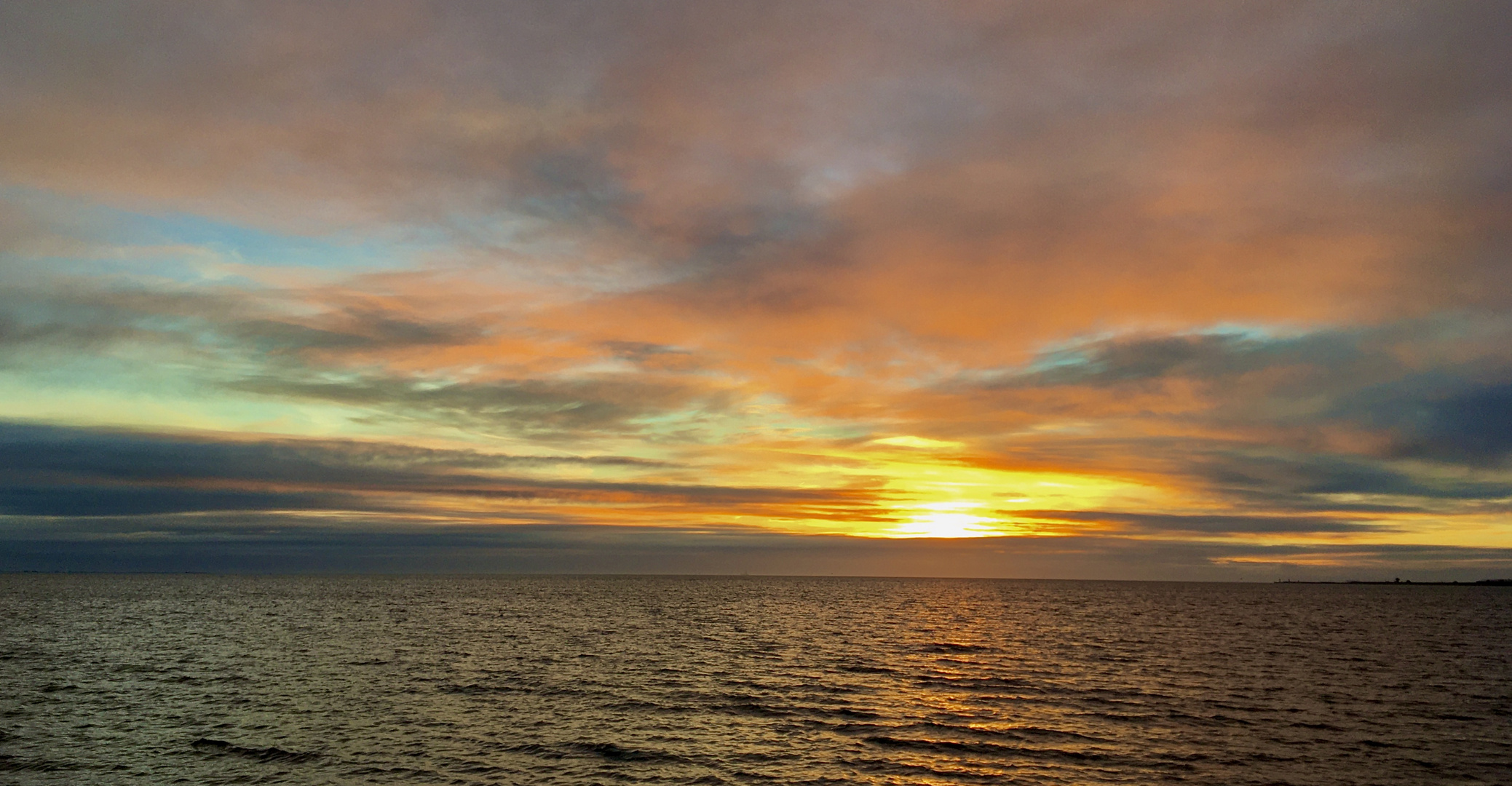 Bunter Abend an der Meldorfer Bucht 