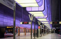 Bunter Bahnhof 9