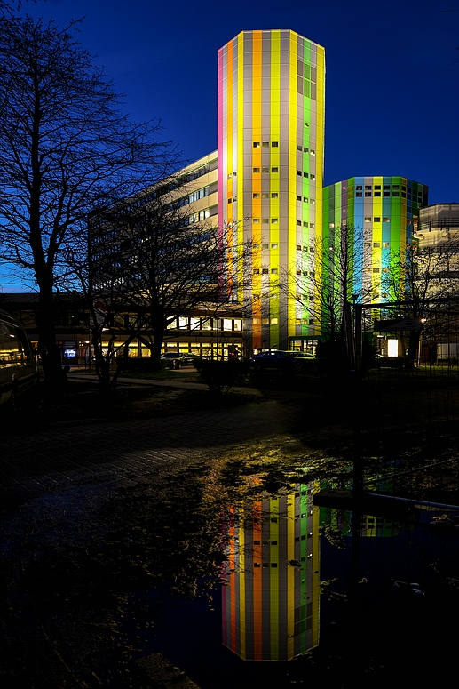 Bunter Bücherturm