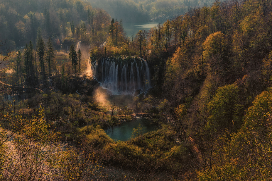 Bunter Herbst in Plitvice