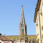 Buntes Dach der Gedächskirche in Speyer