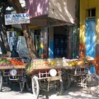 Buntes Gemüsewirrwarr auf Santo Domingos Strassen
