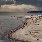 buntes Treiben am Strand