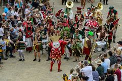 Buntes Völkchen