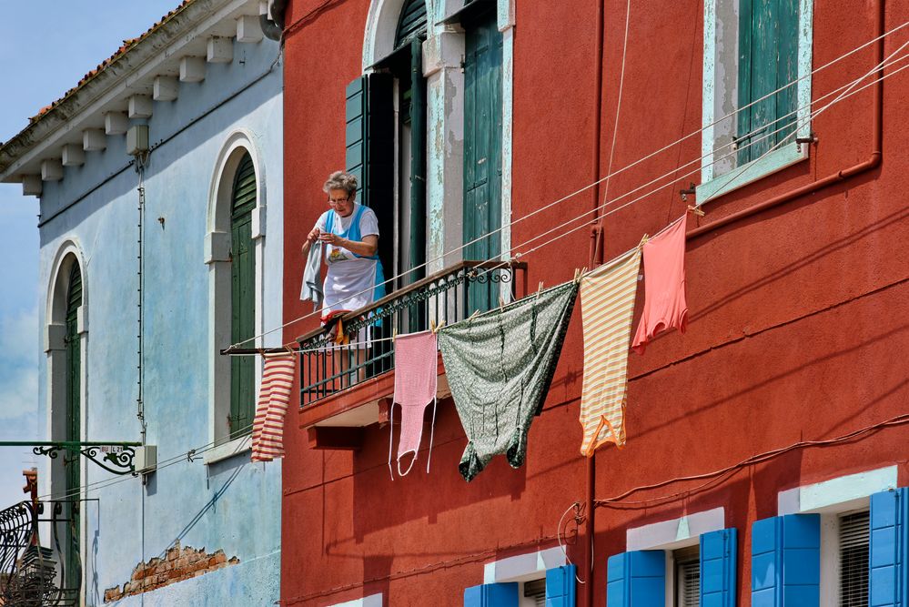 BURANO  - Alltag in der Lagunenstadt -