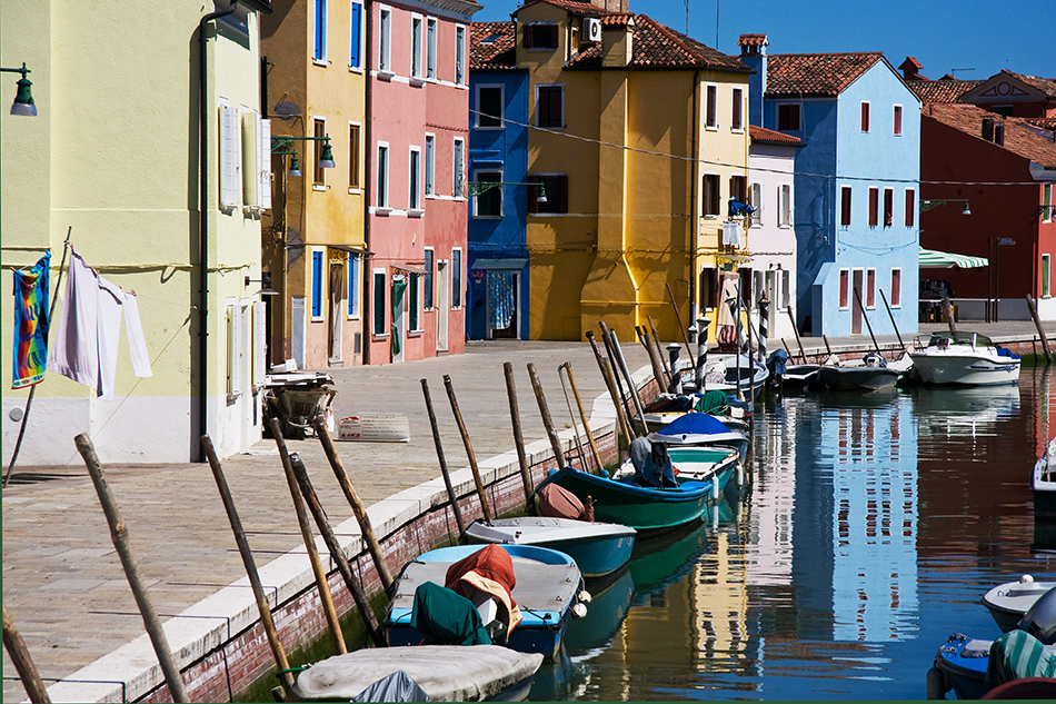 Burano bunt gespiegelt