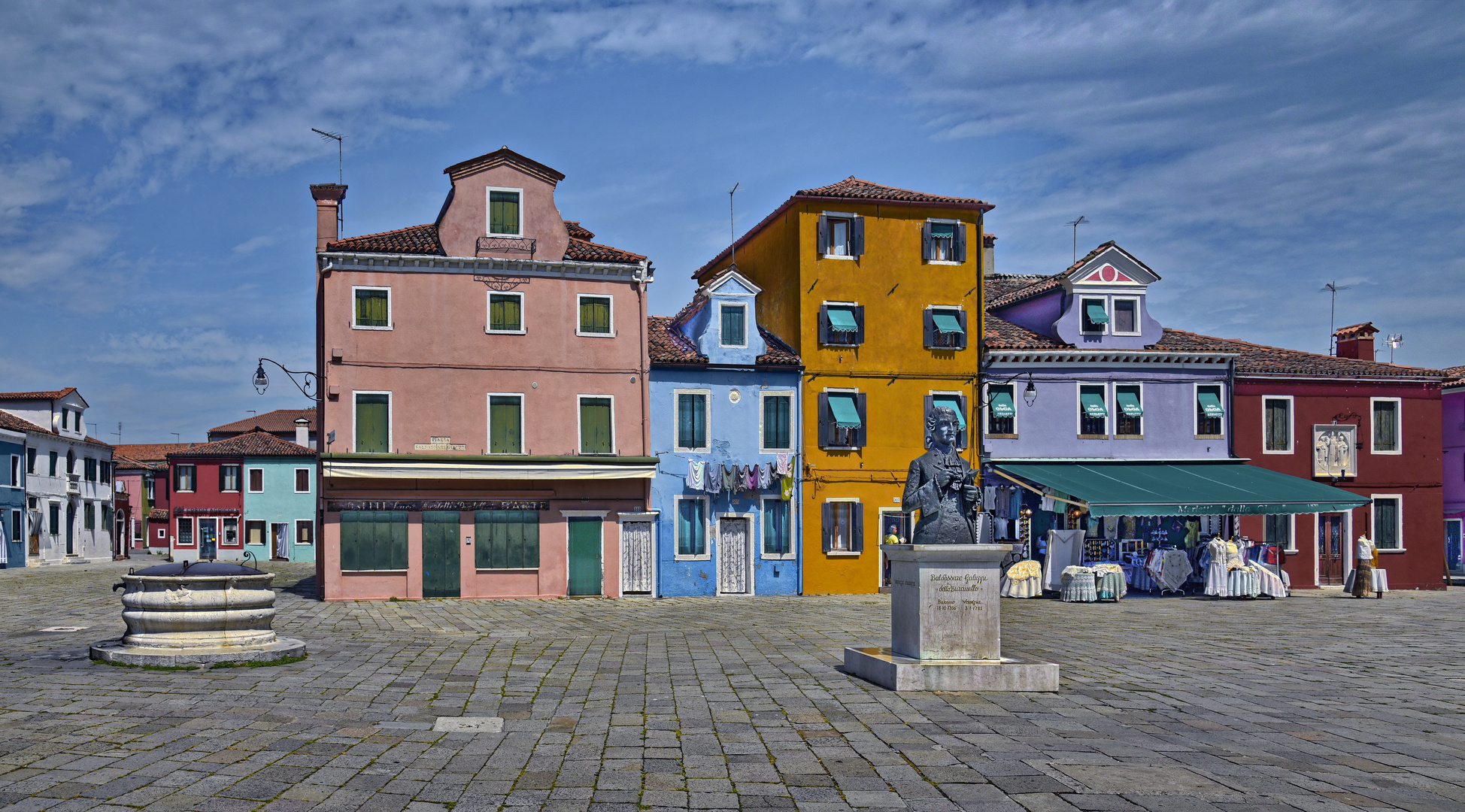 BURANO - Farbenfroh -