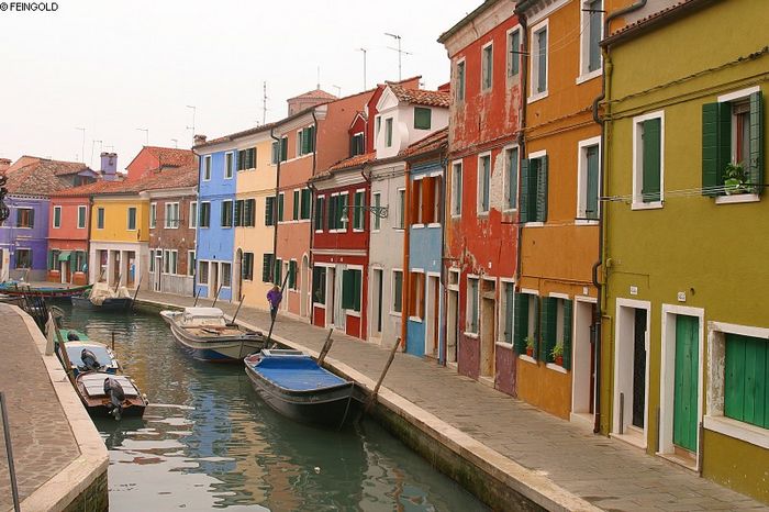 BURANO STREET