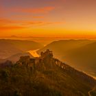 Burg Aggstein im Abendsonnenglühen