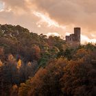 Burg Altdahn im späten Abendlicht