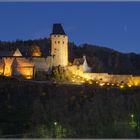 Burg-Altena-zur-blauen-Stunde