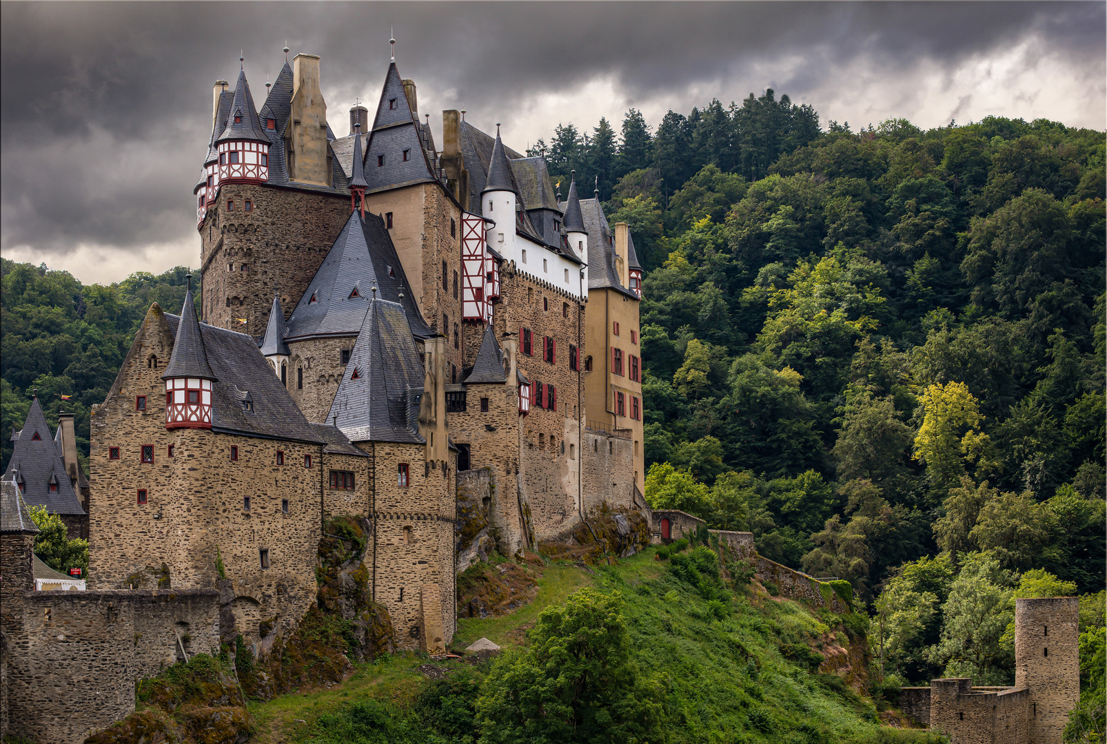 Burg an der Mosel II