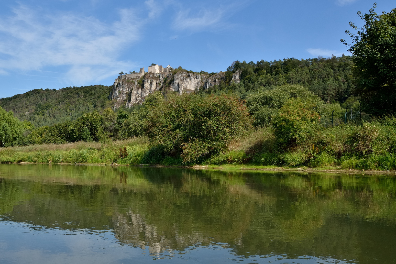 Burg Arnsberg, hoch über dem Altmühltal