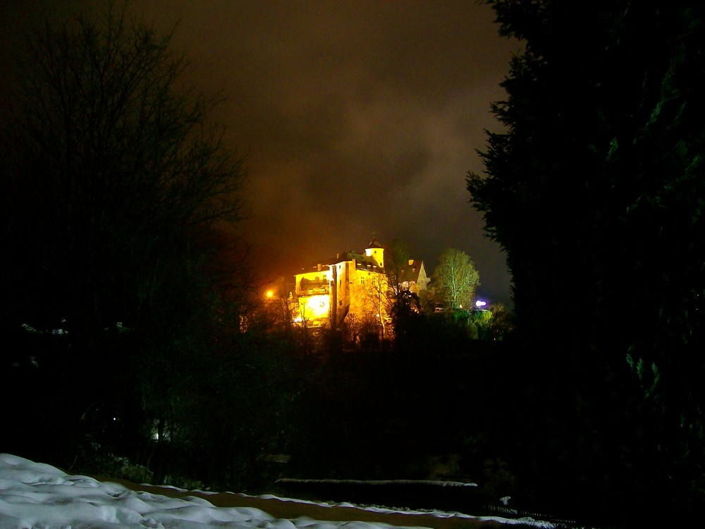 Burg Bei Nacht