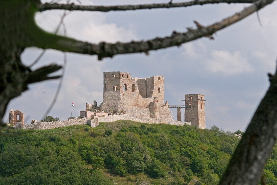 Burg bei Pannon