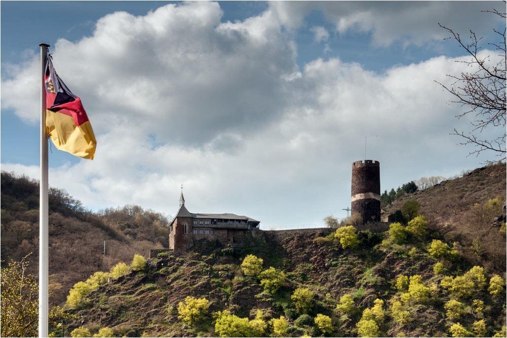 Burg Bischofstein ...