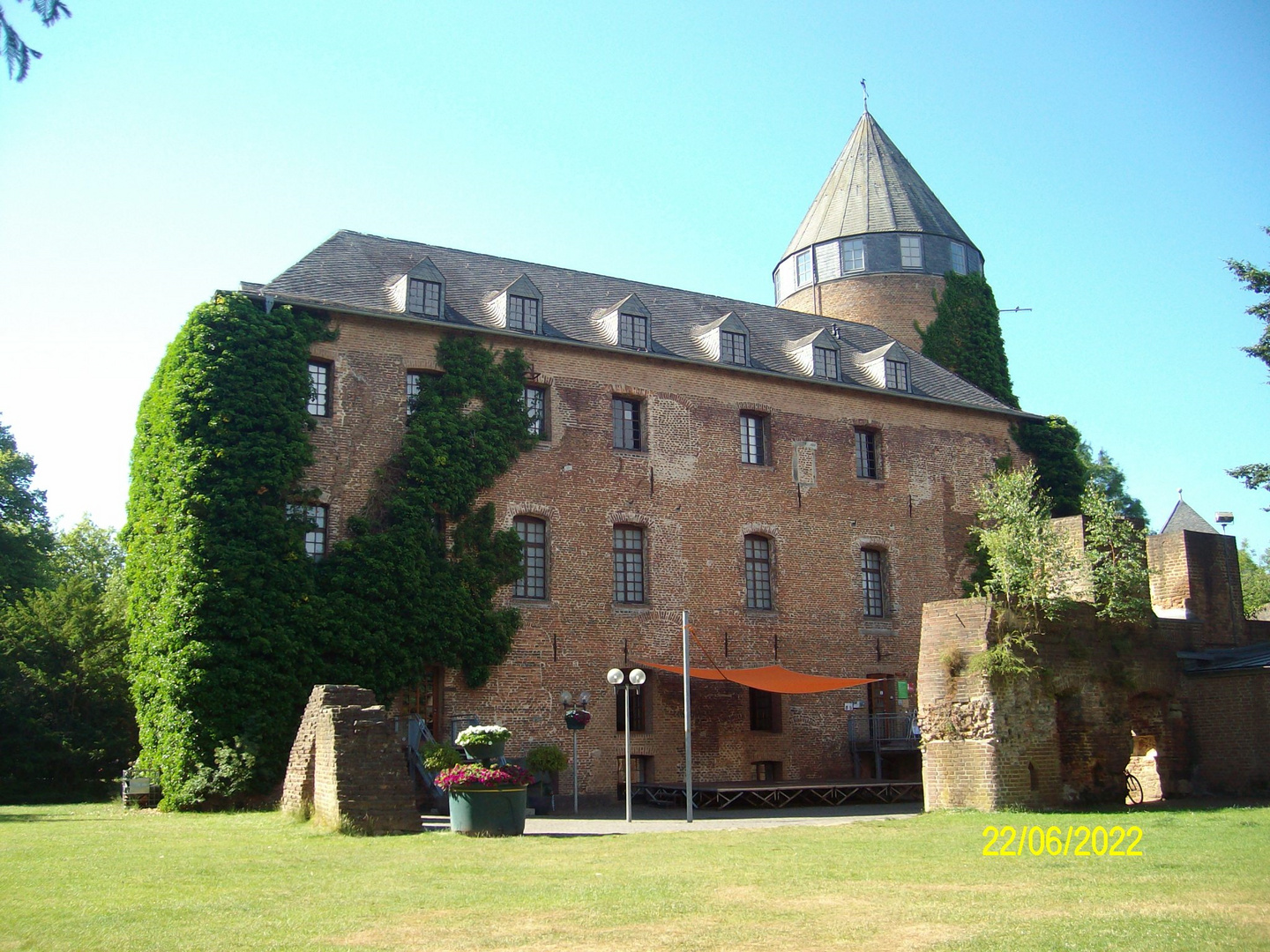 Burg Brüggen nördlich