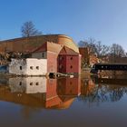 Burg Cheb im Spiegelbild der Eger 