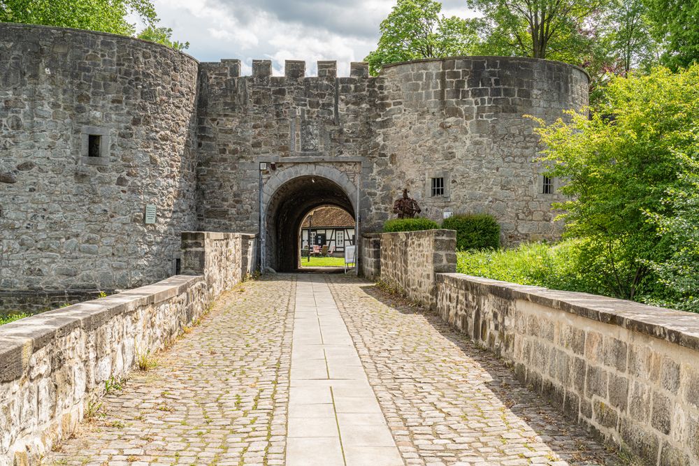 Burg Coppenbrügge I  -  Nds.