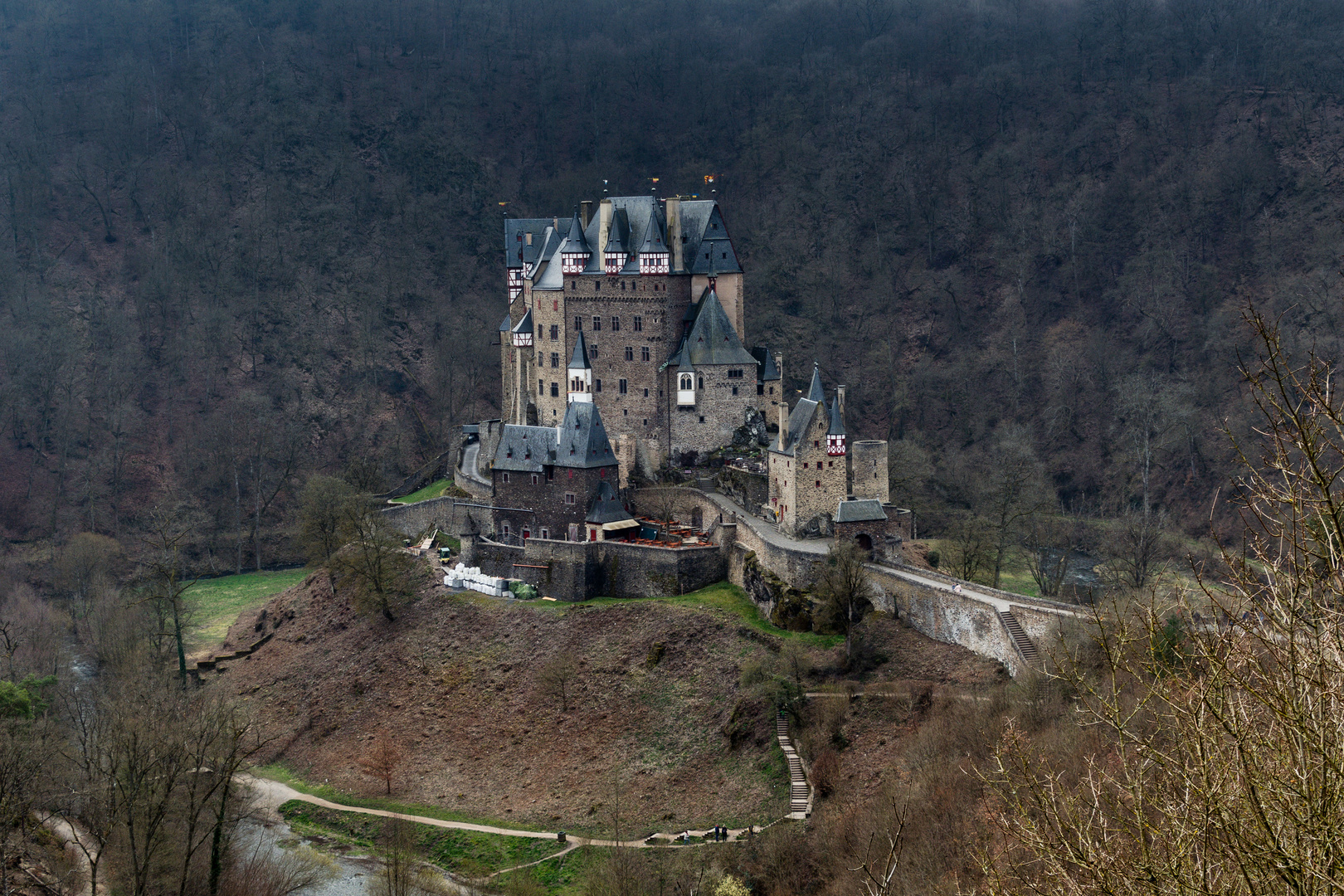 Burg-Eltz-1