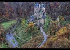 Burg Eltz 1