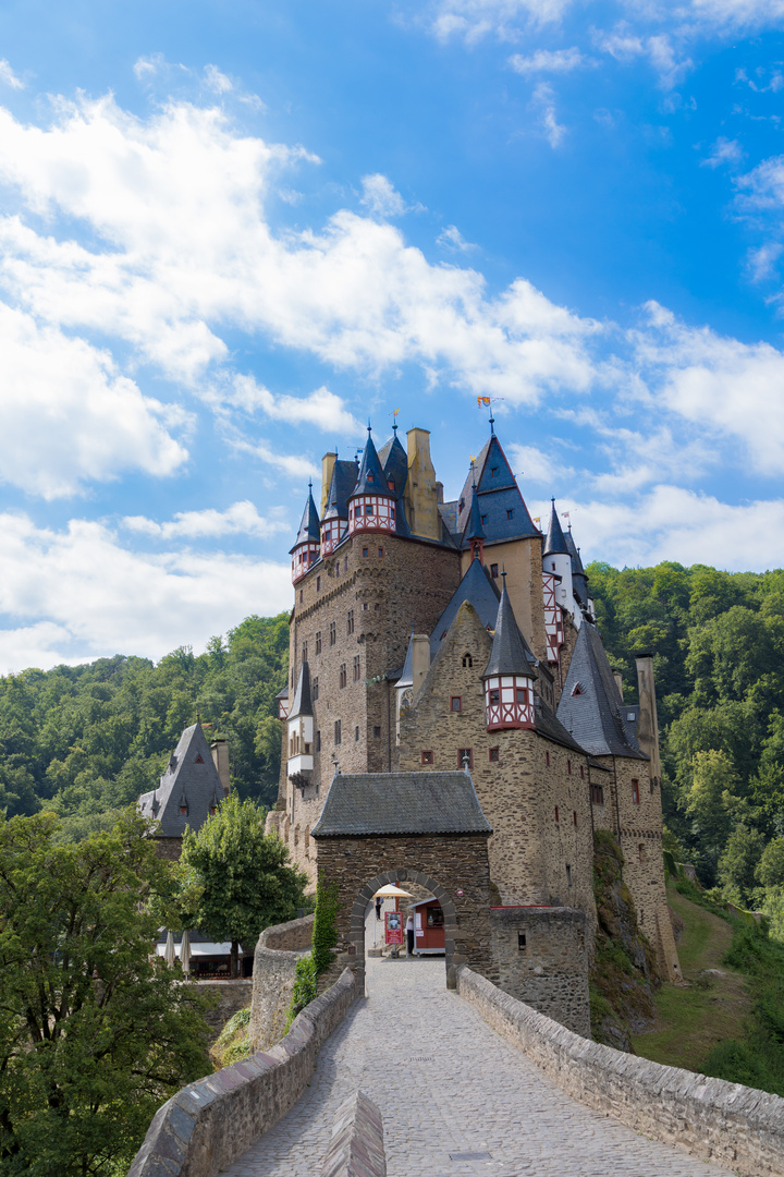 Burg Eltz 1