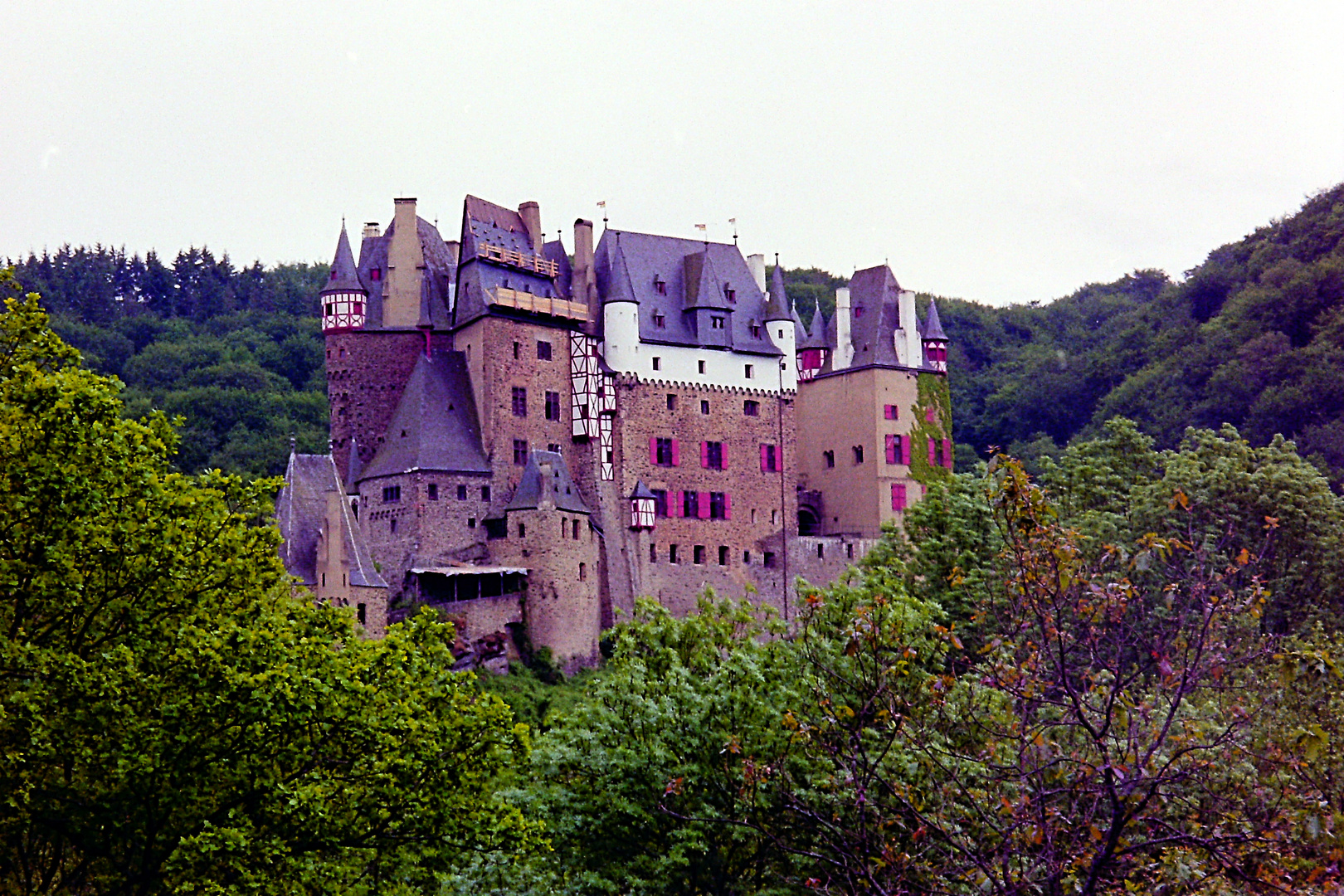 Burg Eltz 1990