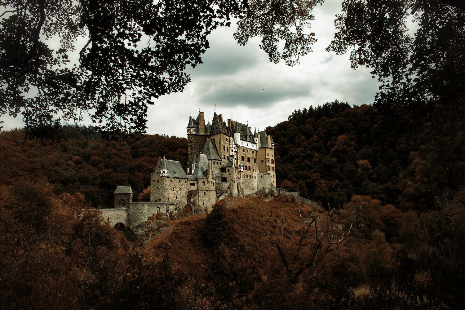 Burg Eltz 2