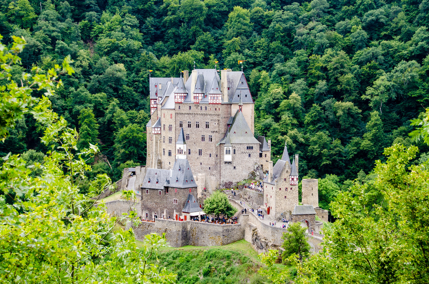 Burg Eltz (2)