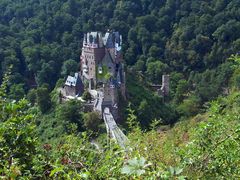 Burg Eltz -2-