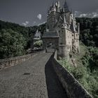 Burg Eltz 73 - dark