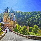 Burg Eltz am frühen Nachmittag