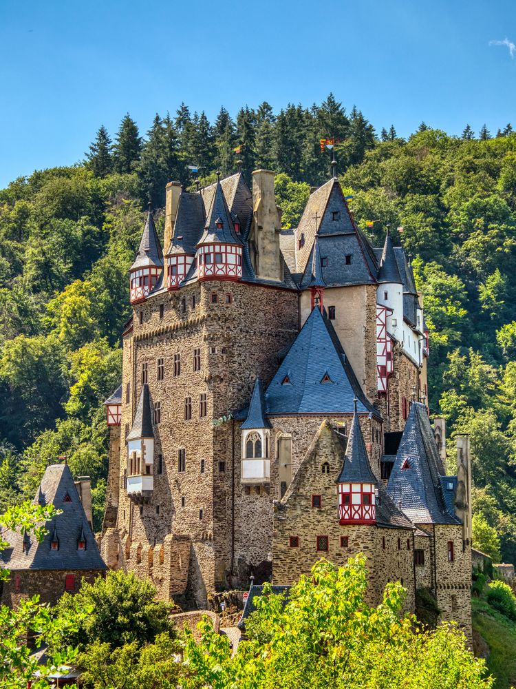 Burg Eltz aus der Nähe