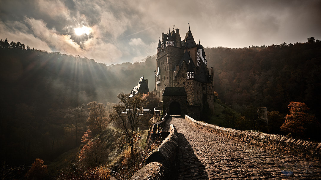 Burg Eltz im Herbst 