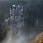 Burg Eltz im Herbst