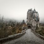 Burg Eltz im Herbst