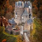 Burg Eltz im Herbst