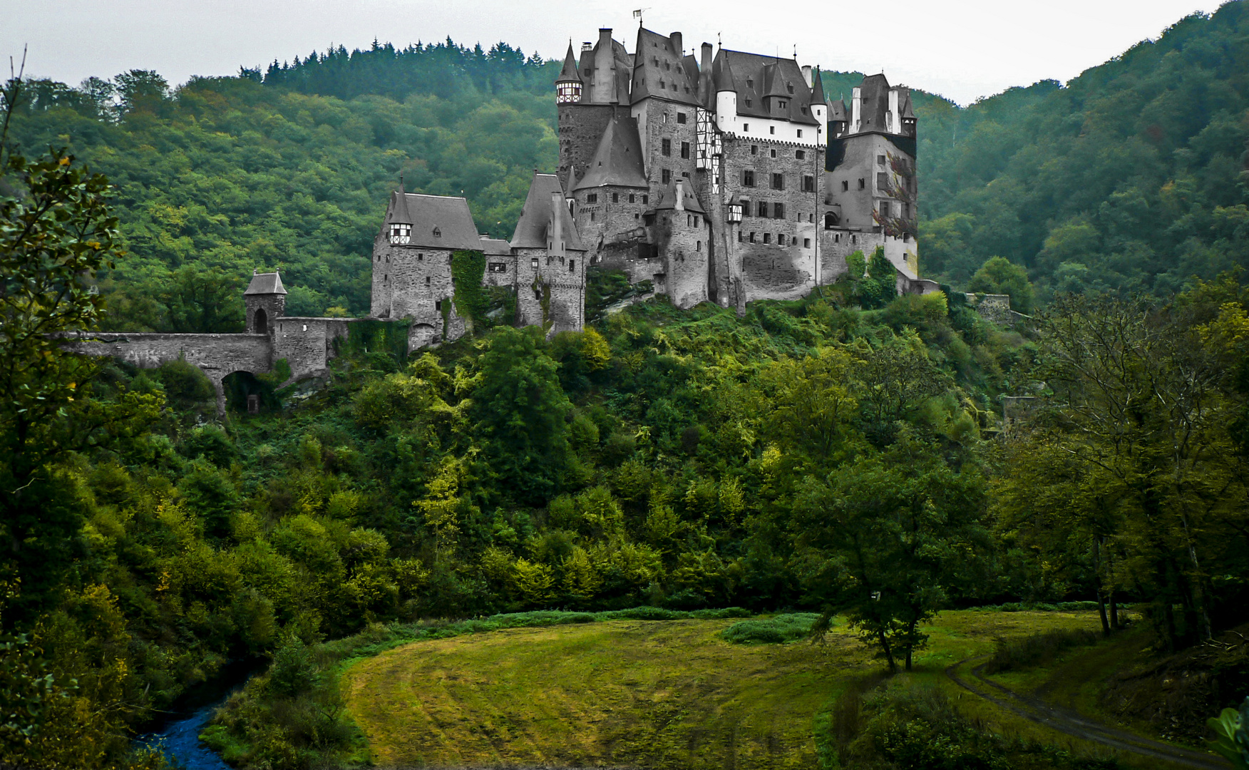 Burg Eltz in der Eifel