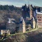  Burg Eltz-Mittelalter-Architektur-Burgen-Gebirge-Wälder