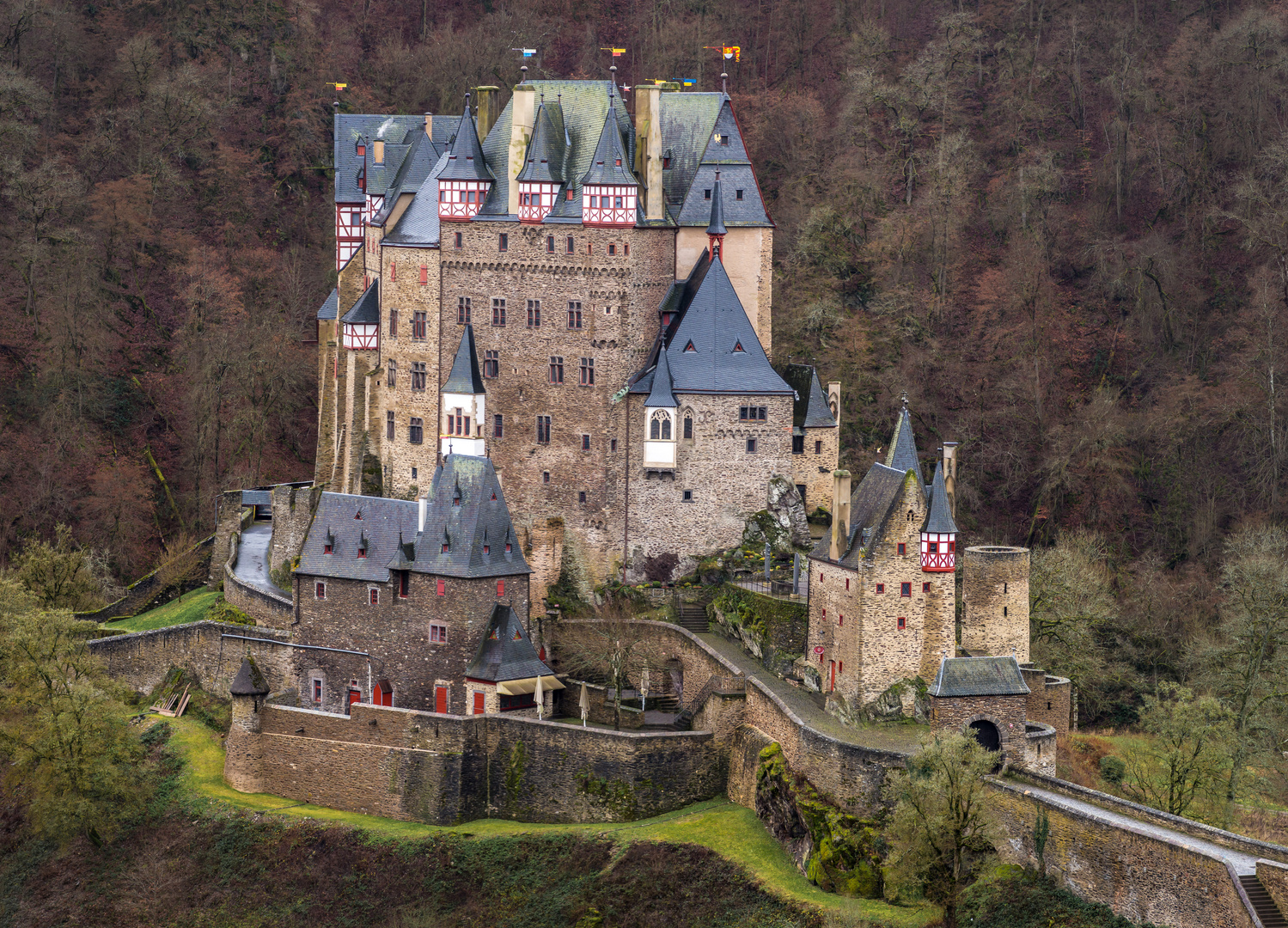 Burg Eltz, Panorama