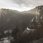Burg Eltz Sonnenaufgang